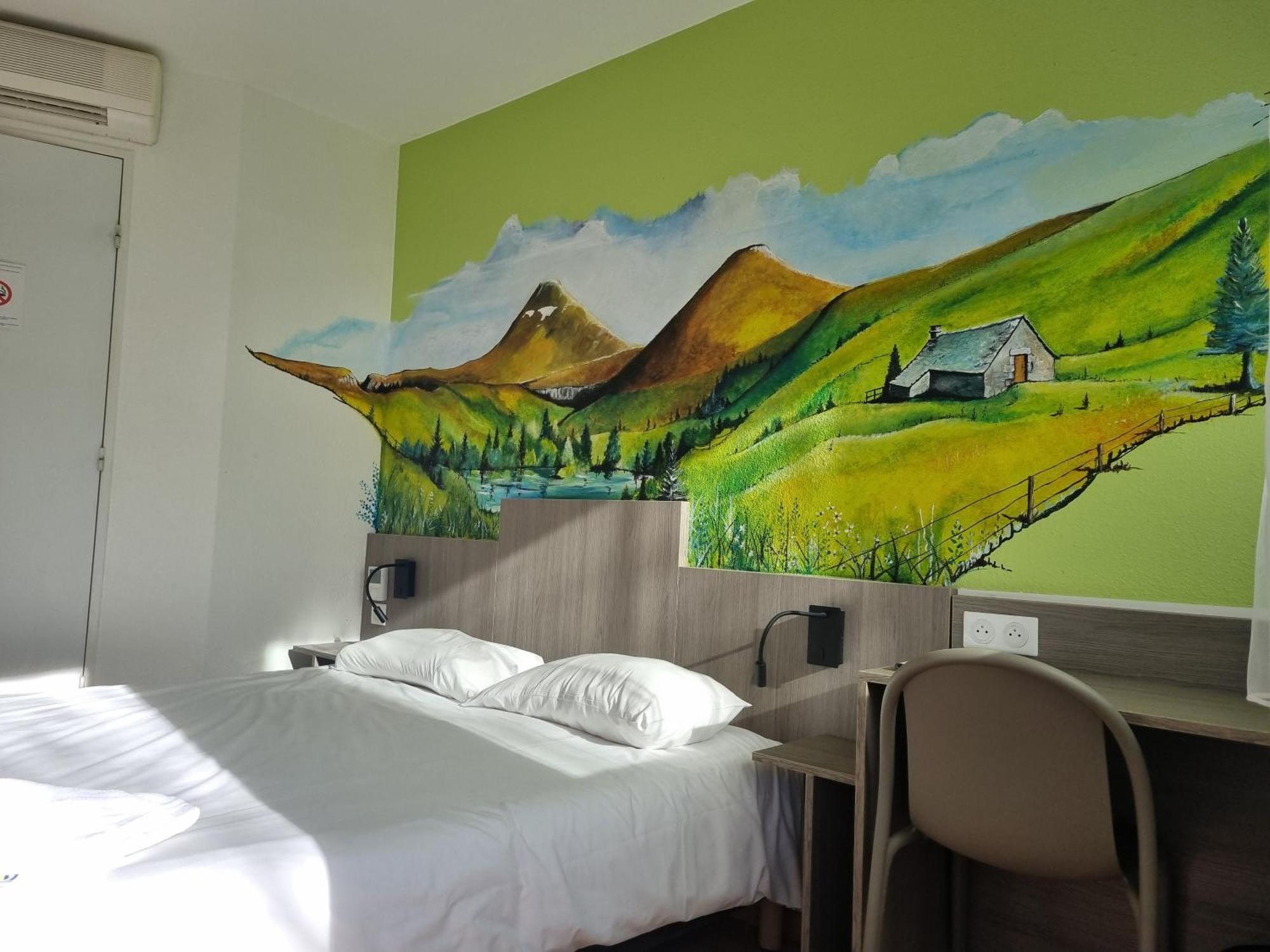 The Originals Access, Hotel Le Lutea Riom-ès-Montagne Exteriér fotografie